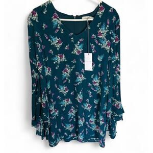 NWT Wayf Green Flutter Bell Sleeve V-Neck Flowy Preppy Bohemian Summer Dress